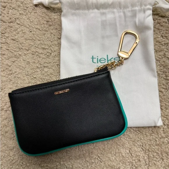 Tieks Black Leather Pouch with Gold Clip - Picture 2 of 2